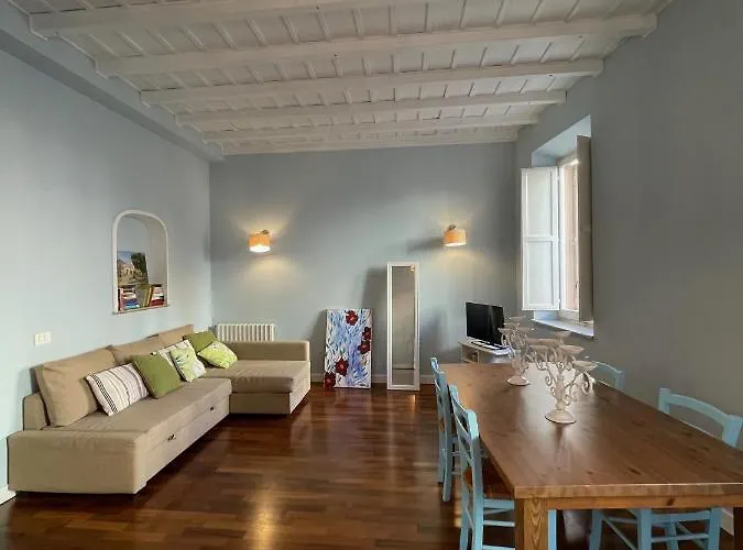 Holidays At Charme Appartement *